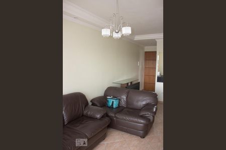 Sala de apartamento para alugar com 2 quartos, 60m² em Vila Carmosina, São Paulo