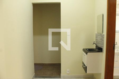 Casa para alugar com 130m², 2 quartos e 3 vagasBanheiro 1
