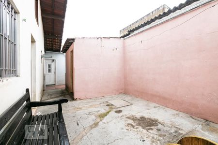 Casa à venda com 400m², 2 quartos e 4 vagasQuintal