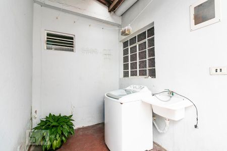 Casa à venda com 400m², 2 quartos e 4 vagasÁrea de Serviço 2