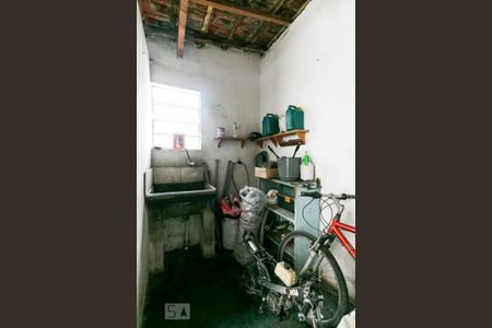 Casa à venda com 400m², 2 quartos e 4 vagasÁrea de Serviço 1