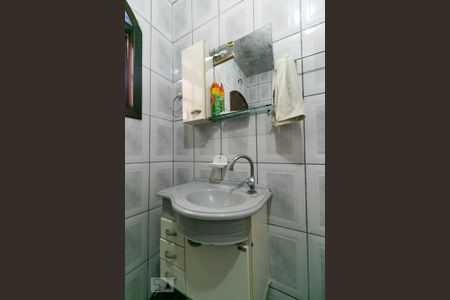 Casa à venda com 400m², 2 quartos e 4 vagasBanheiro