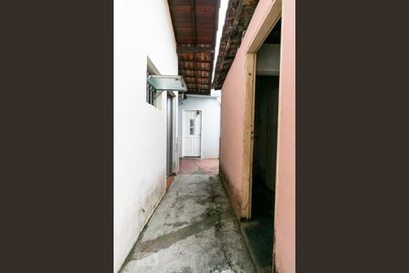 Casa à venda com 400m², 2 quartos e 4 vagasCorredor