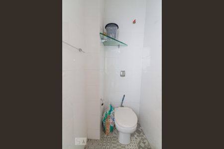 Apartamento à venda com 70m², 2 quartos e sem vagaBanheiro de Serviço