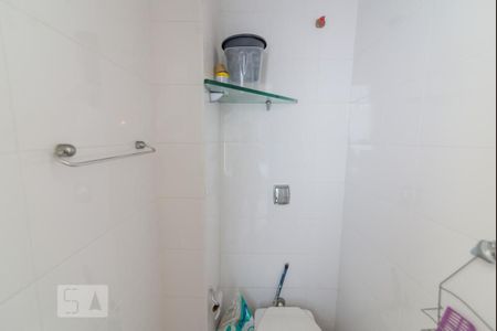 Apartamento à venda com 70m², 2 quartos e sem vagaBanheiro de Serviço
