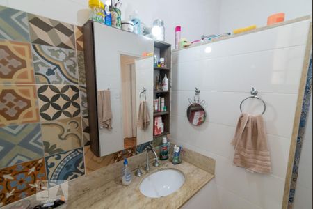 Apartamento à venda com 70m², 2 quartos e sem vagaBanheiro