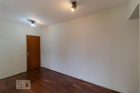 Salas de apartamento para alugar com 1 quarto, 64m² em Cambuí, Campinas
