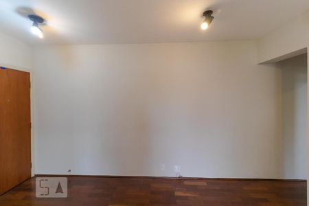 Salas de apartamento para alugar com 1 quarto, 64m² em Cambuí, Campinas
