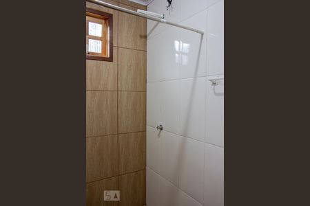 Casa para alugar com 30m², 1 quarto e 1 vaga Casa para alugar com 30m², 1 quarto e 1 vagaBanheiro