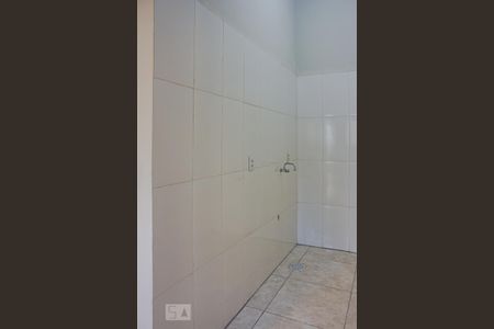 Casa para alugar com 30m², 1 quarto e 1 vaga Casa para alugar com 30m², 1 quarto e 1 vagaCozinha e Área de Serviço