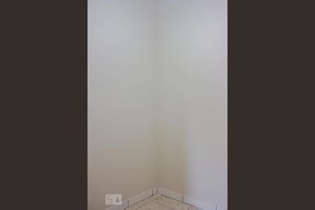 Quarto de casa para alugar com 1 quarto, 30m² em Estância Velha, Canoas