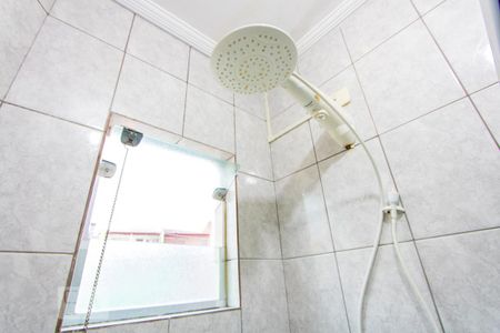 Casa à venda com 109m², 3 quartos e 2 vagasBanheiro do quarto 1