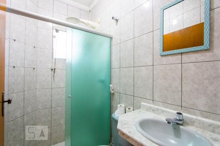 Casa à venda com 109m², 3 quartos e 2 vagasBanheiro do quarto 1