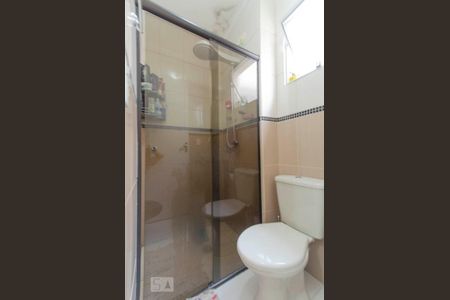 Casa de condomínio à venda com 76m², 2 quartos e 1 vagaBanheiro