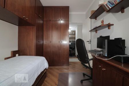 Apartamento à venda com 71m², 3 quartos e 2 vagasQuarto 2