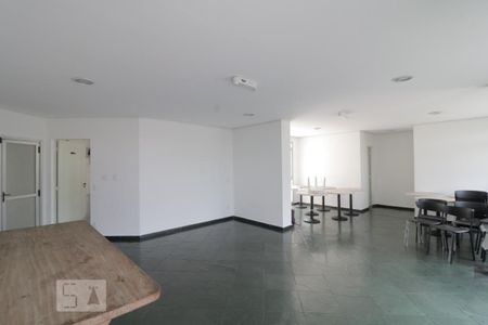 Apartamento à venda com 71m², 3 quartos e 2 vagasÁrea comum - Salão de festas
