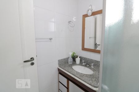 Apartamento à venda com 71m², 3 quartos e 2 vagasBanheiro Social