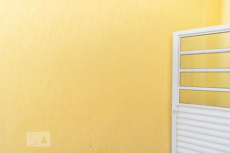 Vista da Sala de casa para alugar com 2 quartos, 85m² em Vila Dionisia, São Paulo