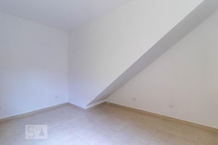 Sala de casa para alugar com 2 quartos, 85m² em Vila Dionisia, São Paulo