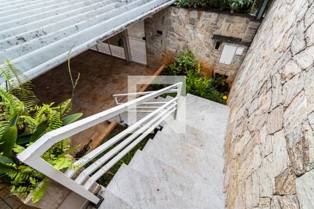 Casa à venda com 348m², 4 quartos e 3 vagasEntrada