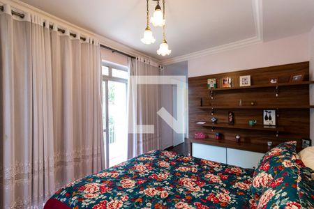 Casa à venda com 348m², 4 quartos e 3 vagasQuarto 4 - Suíte