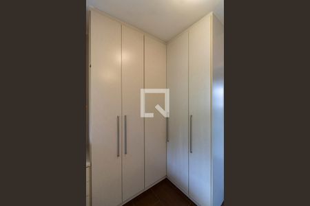 Casa à venda com 348m², 4 quartos e 3 vagasCloset da Suíte