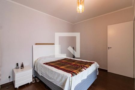 Casa à venda com 348m², 4 quartos e 3 vagasQuarto 2