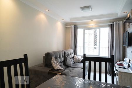 Sala de apartamento para alugar com 2 quartos, 49m² em Parque Erasmo Assunção, Santo André