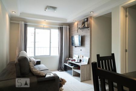 Sala de apartamento para alugar com 2 quartos, 49m² em Parque Erasmo Assunção, Santo André