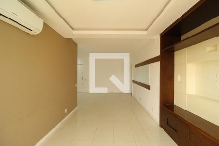 Sala de apartamento para alugar com 3 quartos, 150m² em Freguesia de Jacarepaguá, Rio de Janeiro