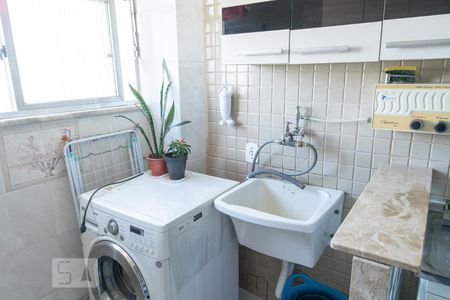 Apartamento à venda com 60m², 2 quartos e 1 vaga Apartamento à venda com 60m², 2 quartos e 1 vagaÁrea de Serviço