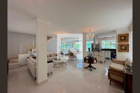 Sala de casa para alugar com 4 quartos, 260m² em Brooklin Paulista, São Paulo