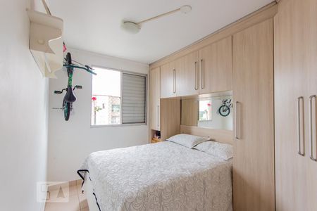 Quarto 2 de apartamento à venda com 2 quartos, 45m² em Parque São Vicente, Mauá