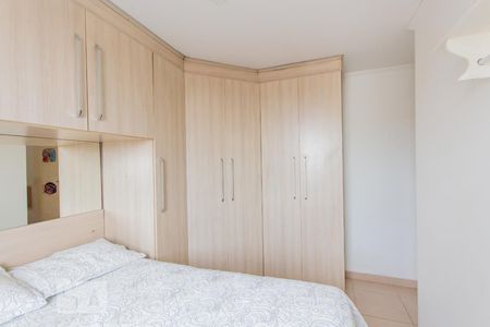 Quarto 2 de apartamento à venda com 2 quartos, 45m² em Parque São Vicente, Mauá