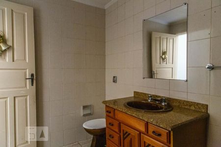 Casa para alugar com 90m², 2 quartos e 2 vagas Casa para alugar com 90m², 2 quartos e 2 vagasBanheiro 2