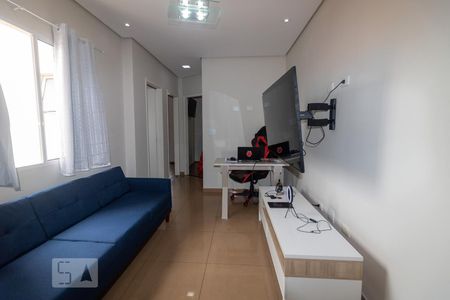 Sala de Apartamento com 2 quartos, 80m² Utinga