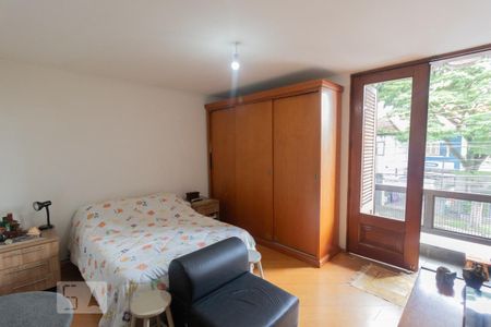 Casa à venda com 280m², 3 quartos e 2 vagasSuíte