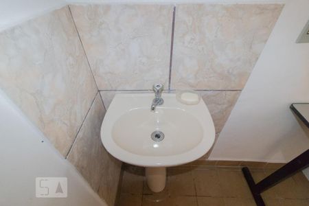 Casa à venda com 280m², 3 quartos e 2 vagasBanheiro de Serviço