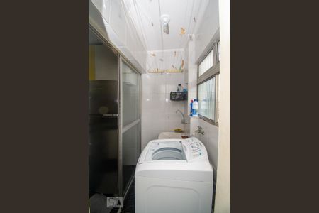 Apartamento à venda com 62m², 3 quartos e 1 vaga Apartamento à venda com 62m², 3 quartos e 1 vagaÁrea de Serviço