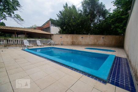 Apartamento à venda com 62m², 3 quartos e 1 vaga Apartamento à venda com 62m², 3 quartos e 1 vagaÁrea comum - Piscina