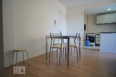 Sala  de apartamento para alugar com 2 quartos, 61m² em Marechal Rondon, Canoas
