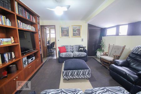 Apartamento à venda com 230m², 3 quartos e 3 vagas Apartamento à venda com 230m², 3 quartos e 3 vagasSala de Descanso