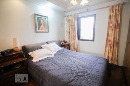 Apartamento à venda com 230m², 3 quartos e 3 vagas Apartamento à venda com 230m², 3 quartos e 3 vagasQuarto 1