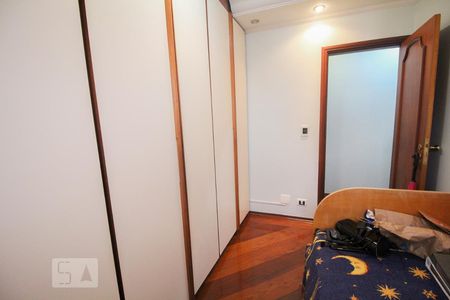 Apartamento à venda com 230m², 3 quartos e 3 vagas Apartamento à venda com 230m², 3 quartos e 3 vagasQuarto 3