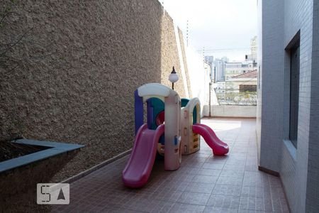 Apartamento à venda com 230m², 3 quartos e 3 vagas Apartamento à venda com 230m², 3 quartos e 3 vagasplayground