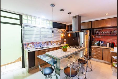 Cozinha de casa à venda com 3 quartos, 125m² em Vila Primavera, São Paulo