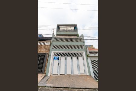 Casa à venda com 125m², 3 quartos e 2 vagasFachada