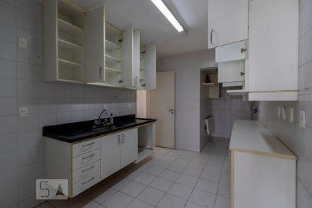 Apartamento para alugar com 112m², 3 quartos e 2 vagasCozinha