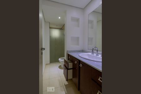 Apartamento para alugar com 112m², 3 quartos e 2 vagasBanheiro 