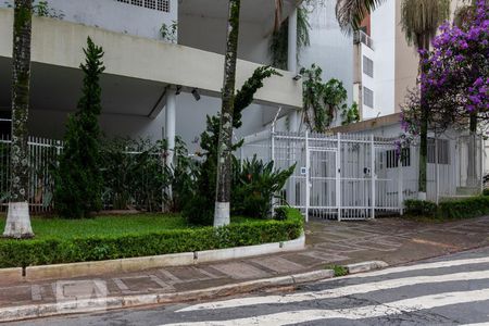 Apartamento para alugar com 112m², 3 quartos e 2 vagasFachada